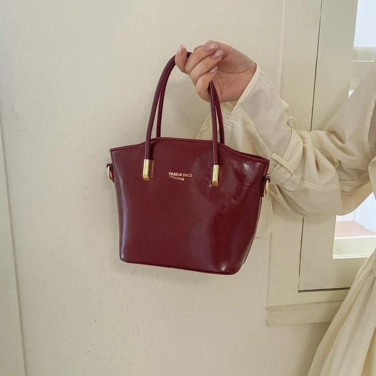  New Red Bag Women's Super Hot - Women'S Bags New Look incelemesi ve fiyatı