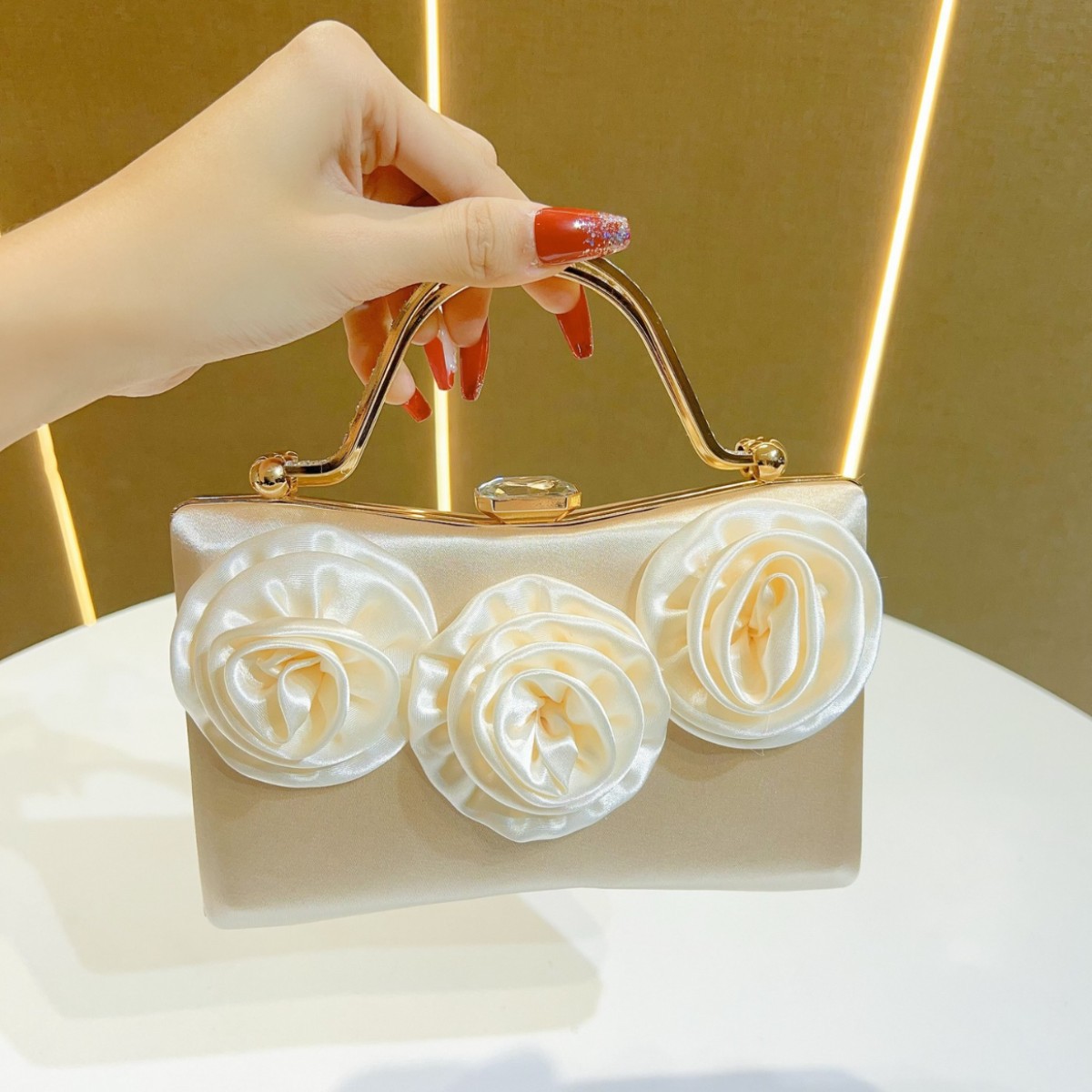 New Silk Evening Clutch Women’ - Women'S Bags New Look incelemesi ve fiyatı